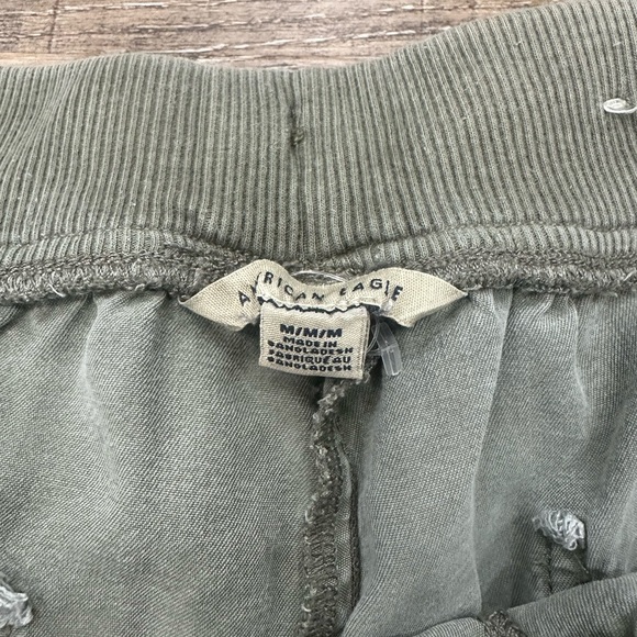 American Eagle Outfitters Olive Cargo Pants - Picture 3 of 3